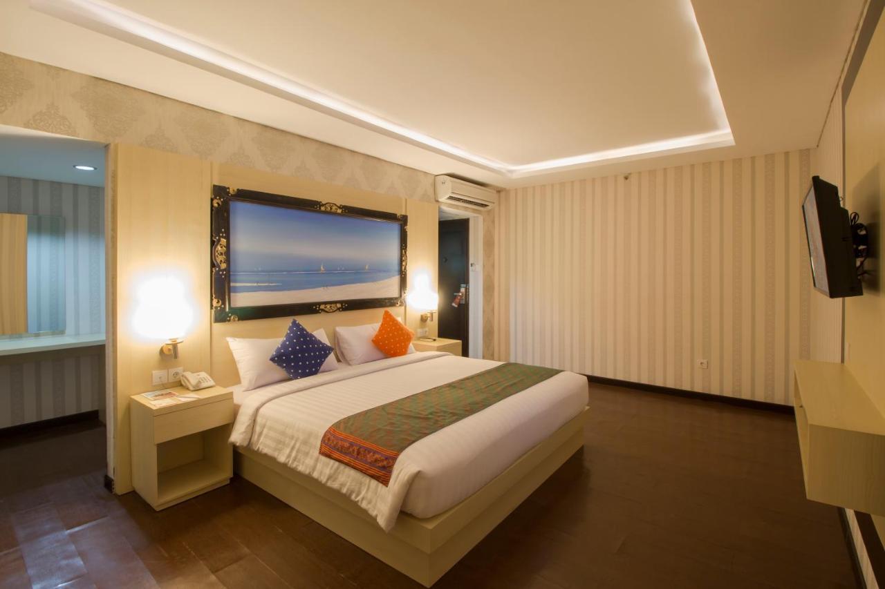 Hotel Grand Puri Saron Jogyakarta Zewnętrze zdjęcie