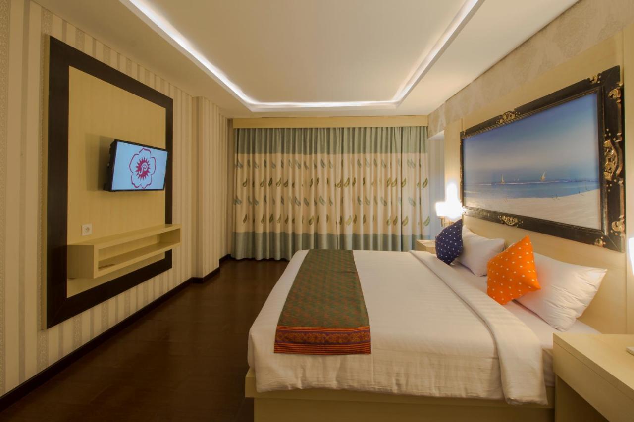 Hotel Grand Puri Saron Jogyakarta Zewnętrze zdjęcie