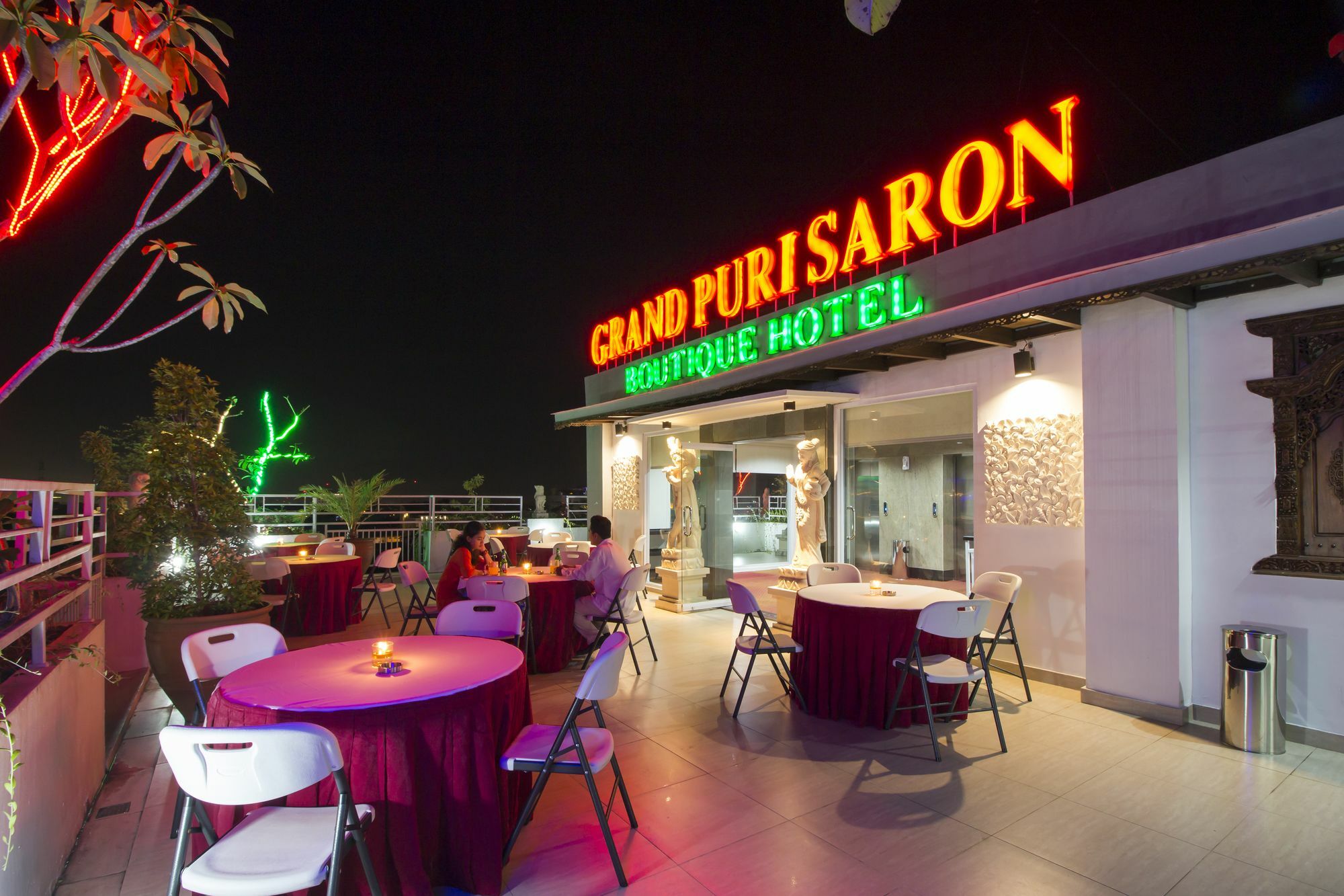 Hotel Grand Puri Saron Jogyakarta Zewnętrze zdjęcie